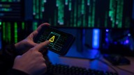 Si no desactiva esta función de su celular, este pequeño dispositivo podría engañarlo y robarle todo su dinero