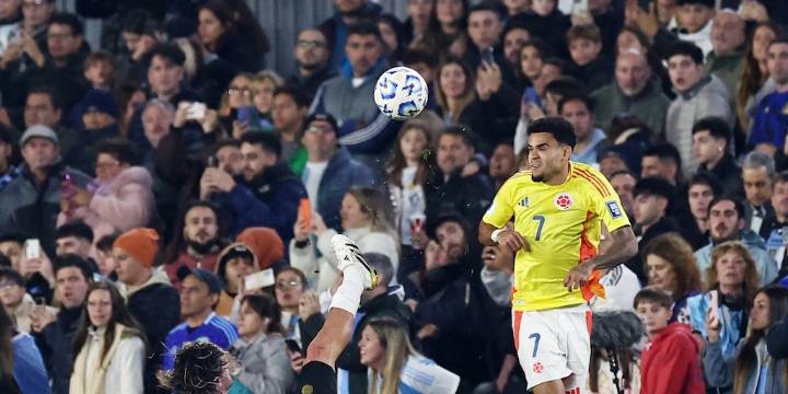 Lionel Scaloni reconoció la influencia que tuvo Luis Díaz en el Argentina vs. Colombia para que él tomara decisiones: “Me obligó a cambiarlo todo”