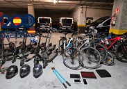 Detenido en Gijón con 12 bicicletas y 13 patinetes eléctricos robados que guardaba en un trastero