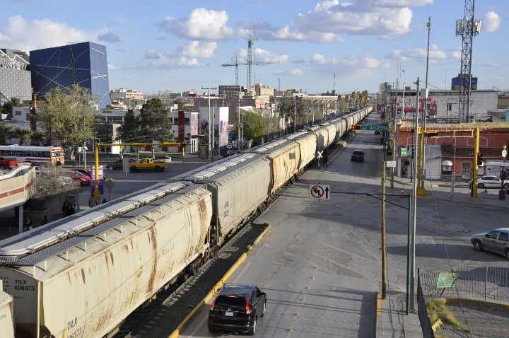 Cerrarán vialidades por obras de Ferromex