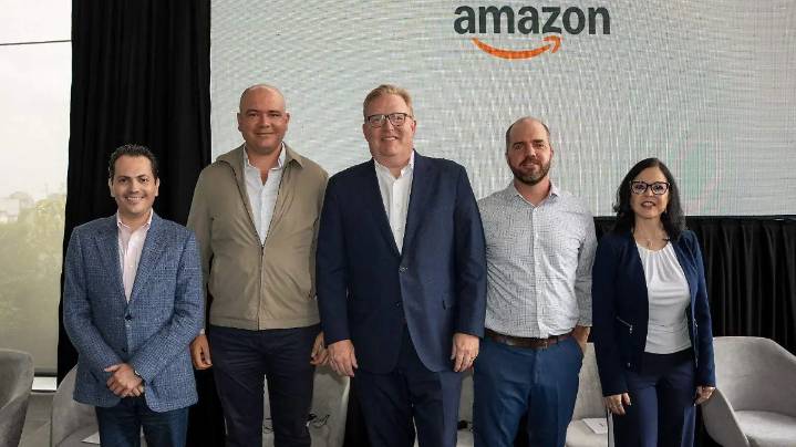 Amazon usará instalaciones de agua con IA para mejorar el uso del agua en tres ciudades
