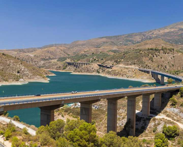 Vélez de Benaudalla convoca concentración para defender el río Guadalfeo y apoyar a los agricultores