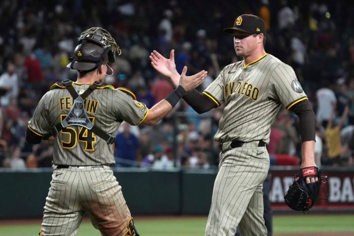 SF Giants’ matchup with Padres features teams trending in opposite directions