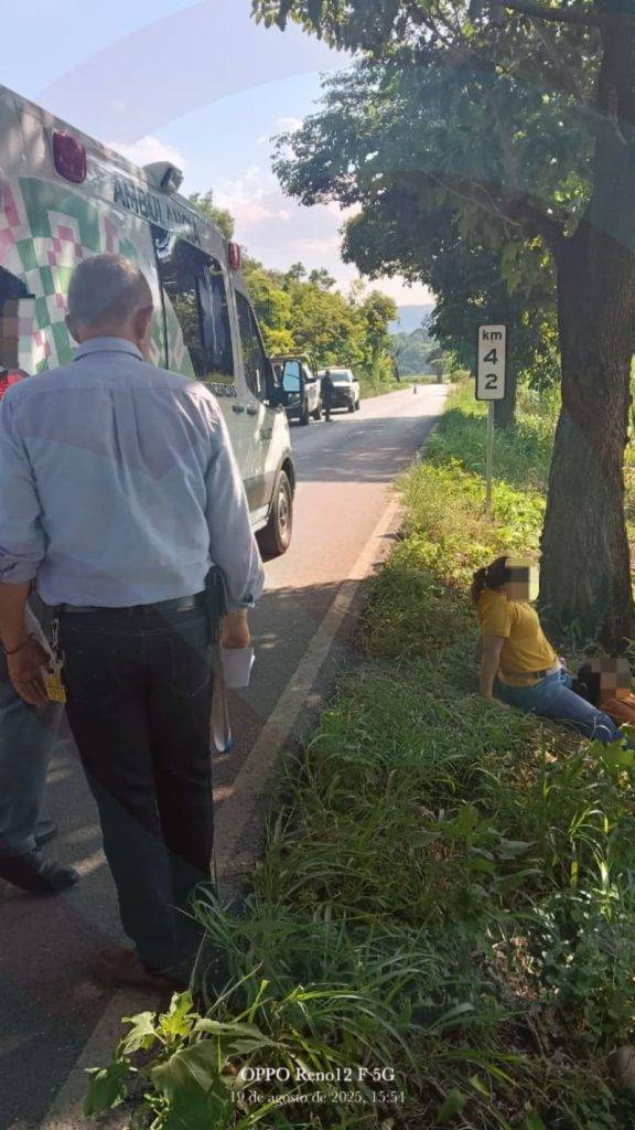 Dos mujeres lesionadas tras choque en la carretera Valles