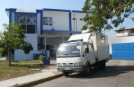 Hallan osamenta humana entre escombros