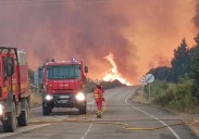 El fuego asola León: diez incendios activos y 3.000 leoneses desalojados de sus casas