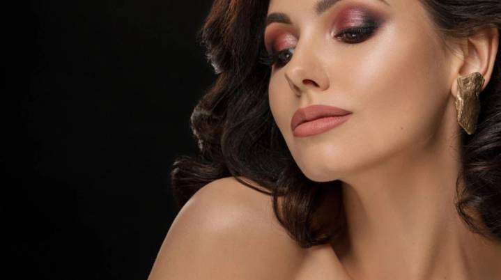 ¿Por qué se creen que los hombres prefieren a las mujeres con poco maquillaje?