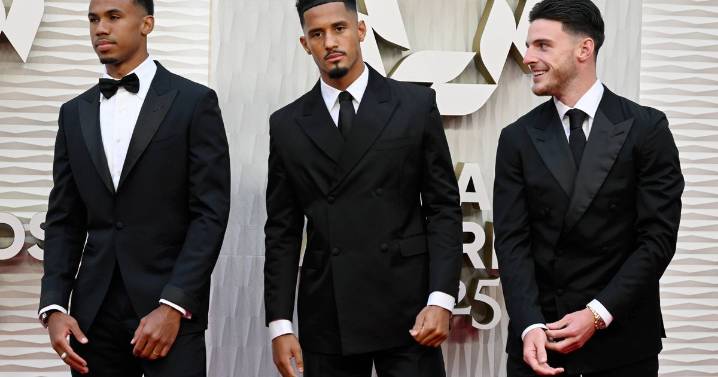 PFA Premier League Team of the Year confirmed with Liverpool and Arsenal stars dominating