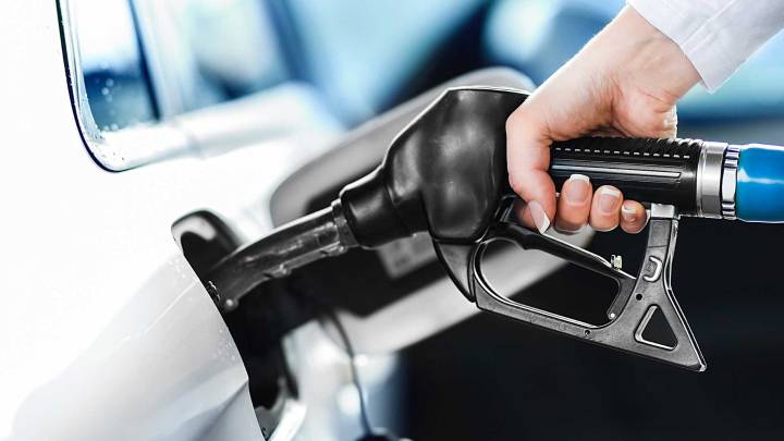 Louisville busca poner fin al requisito de gasolina reformulada más cara