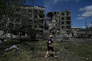 US envoy visits Ukraine on independence day as peace efforts stall