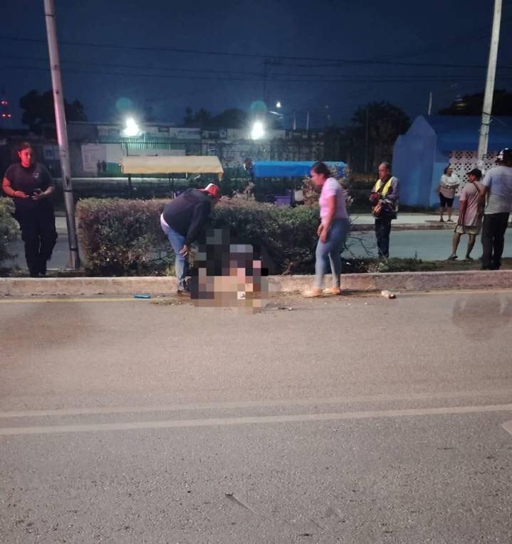 Motociclista derrapa y queda lesionado en Kanasín