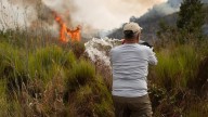 Bajan los incendios graves en Castilla y León pero continúan los desalojos: cinco fuegos de nivel 2