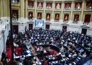 Neuquén: La Libertad Avanza suma a un «radical con peluca» para competir por una banca en el Senado