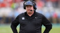 SEC's longest-tenured coach, Mark Stoops back to rebuilding at Kentucky