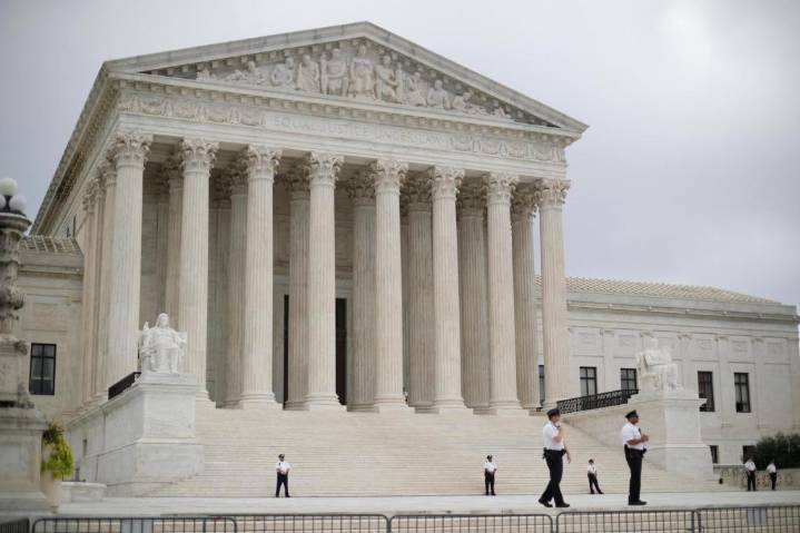 Supreme Court allows Mississippi social media age verification