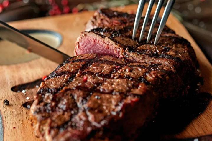 Eating meat not linked to higher risk of death — and may even protect against cancer