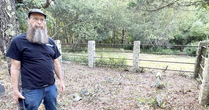 The little-known history of a hidden cemetery off the highway