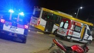 Una mujer resultó herida tras un piedrazo a la línea 5 de colectivos