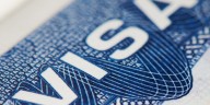 EEUU revisa el visado de 55 millones de personas por posibles violaciones que puedan dar lugar a deportaciones