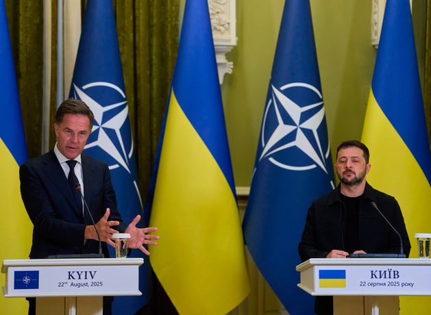 Russia doing everything it can to stop me meeting with Putin, Ukrainian president Volodymyr Zelensky says