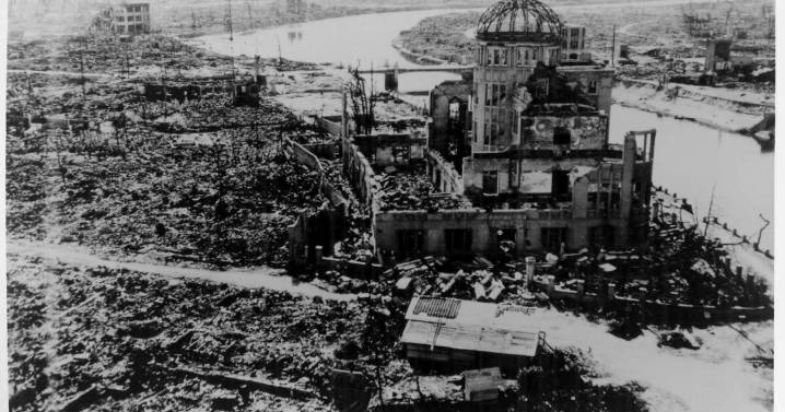 La inmoralidad de poseer armas nucleares