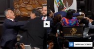 VIDEO | Senadores mexicanos se enfrentan a golpes en pleno Congreso al término de una sesión