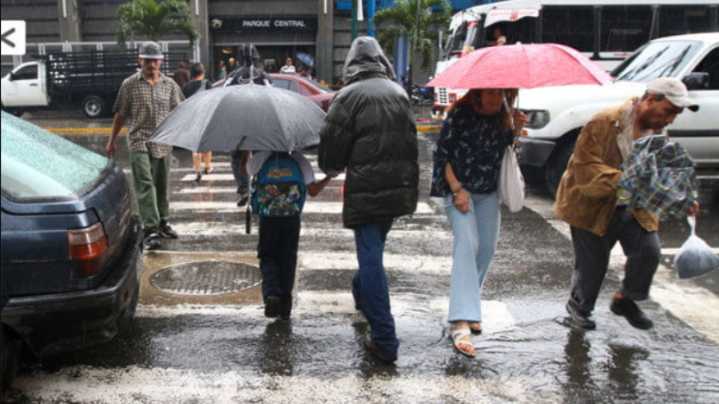 Inameh prevé lluvias y descargas eléctricas en las próximas horas en gran parte del país