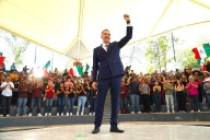 Presenta Waldo Fernández su primer informe de trabajo