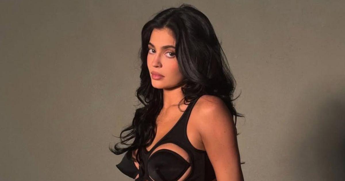 Kylie Jenner Flaunts Her Cleavage in Barely