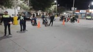 Decomisan motos por 48 horas a conductores sin casco en Ajalpan