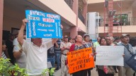 Tras protestas, Celaya promete cubrir prestaciones a pensionados