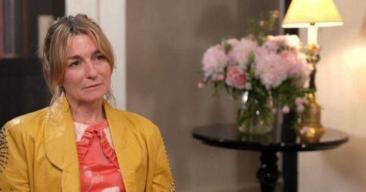 ITV Lorraine star swiftly moves on as Hollywood actress fights back tears on air