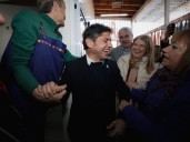 Kicillof avisa que no hará campaña con el escándalo de los audios, pero se sube a las críticas contra el Gobierno