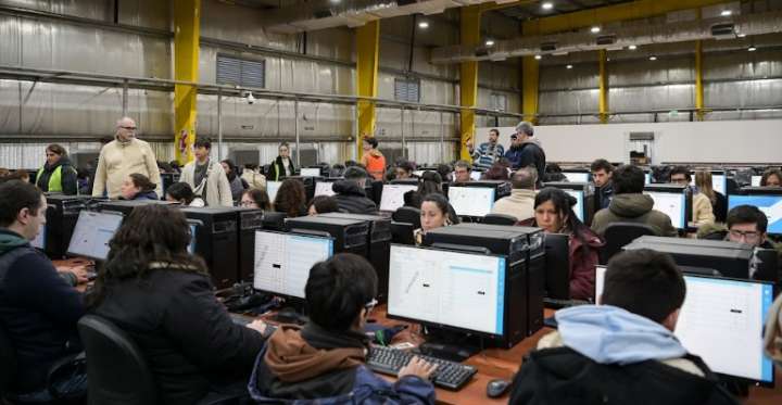 Autoridades electorales realizaron una prueba en el centro de cómputos del Correo Argentino