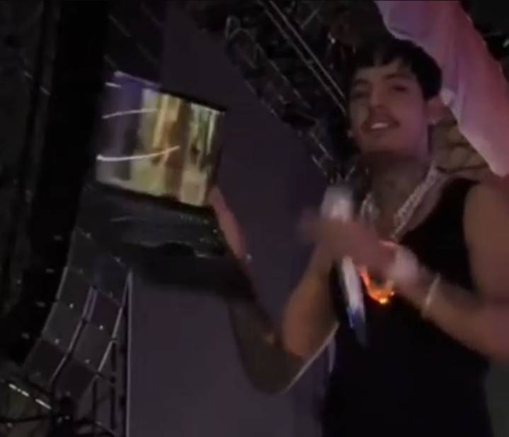 (Video) Show aparte de Natanel Cano al romper laptop y golper a su DJ en el Baja Beach Fest