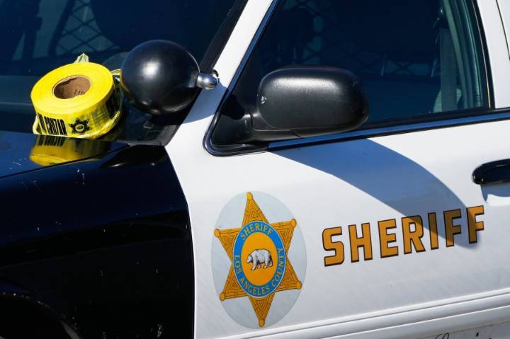 One killed and two others injured in East Los Angeles shooting