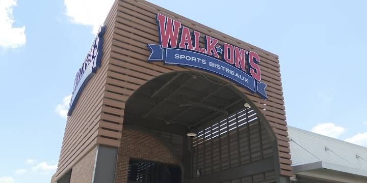 ‘Chaotic in the best way’: College Station restaurant adds tailgate catering in Aggie Park