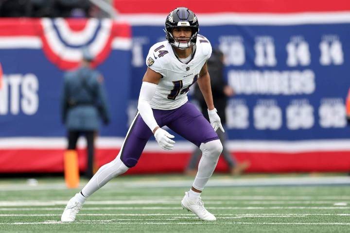 Ravens extend Kyle Hamilton, make him highest