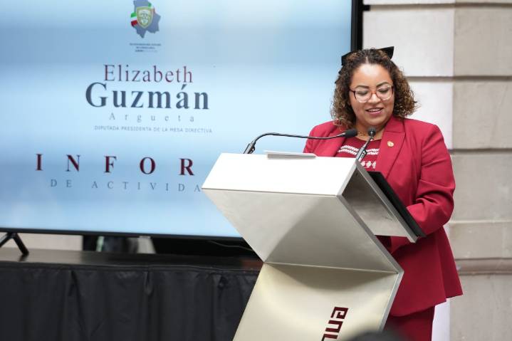 Rinde Elizabeth Guzmán su informe como presidenta del Congreso del Estado
