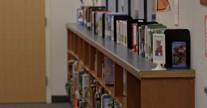 Students and staff at Harvest Elementary discuss the importance of choice in reading