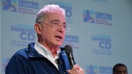 Uribismo celebra que Álvaro Uribe haya quedado en libertad