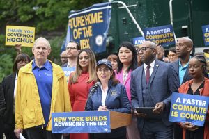 Brooklyn–Queens Rail Link Advances With MTA Design Approval