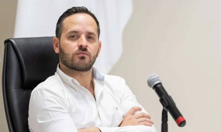 Alcalde de Piedras Negras acepta prueba antidoping tras polémica en conferencia