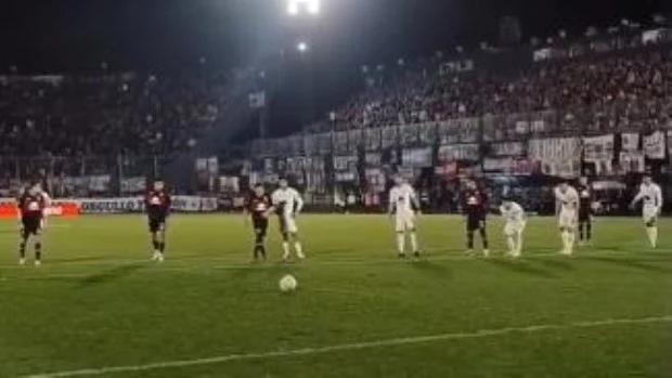 Un polémico penal le dio a Tigre el empate con Independiente Rivadavia