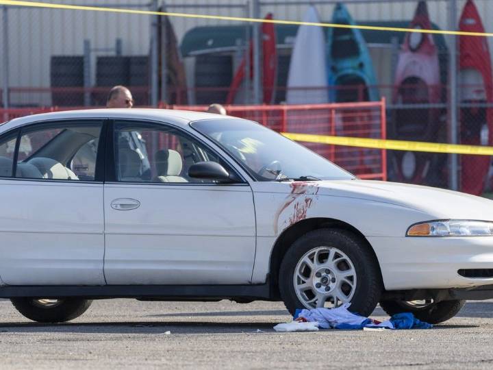 Man stabbed in north Edmonton parking lot: charges pending
