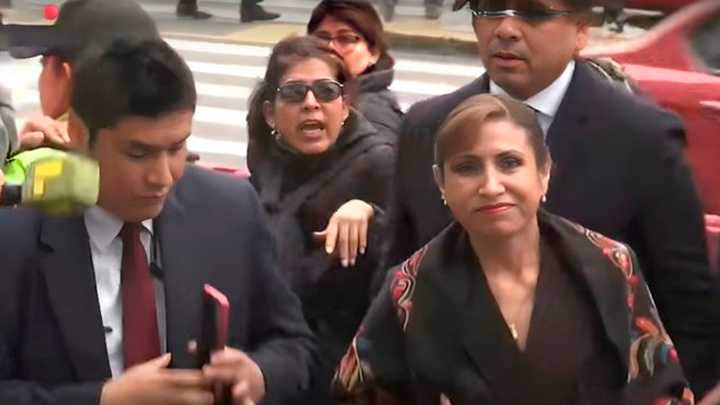 Patricia Benavides llega a sede del Ministerio Público para asumir sus funciones como fiscal supremo