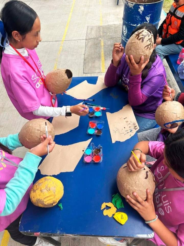 Abre agenda para que la Biblioteca Móvil visite escuelas de la Capital potosina
