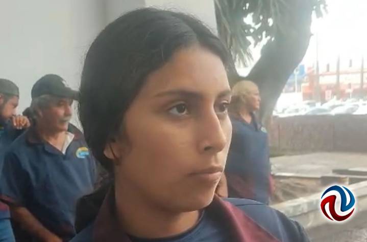 Mientras siguen en paro sus limpiadoras; el Issste ya contrata nuevo personal