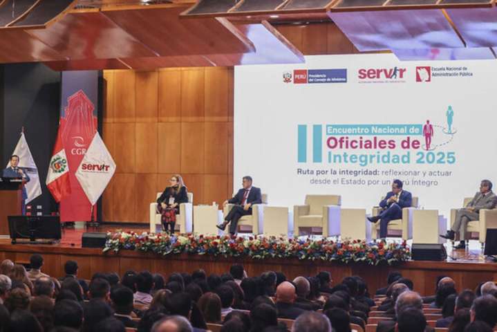 PCM y Servir prepararán nuevas autoridades para el buen funcionamiento del Estado