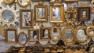 The Show-Stopping Vintage Mirror That's Making A Major Comeback